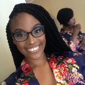 Meet your Posher, Nicole